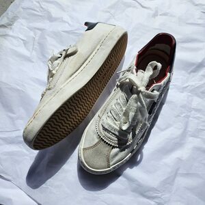 Geox Respira Studded Low Top Side Zip Sneakers White Silver US 4 / EU 36